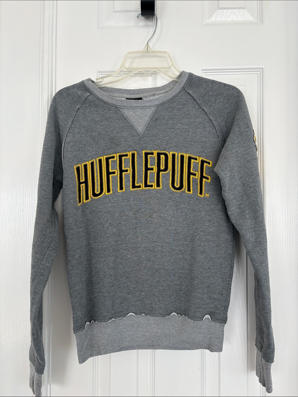 Harry Potter “Hufflepuff” Warner Bros Studio Tour *LONDON* Sweatshirt Size XS